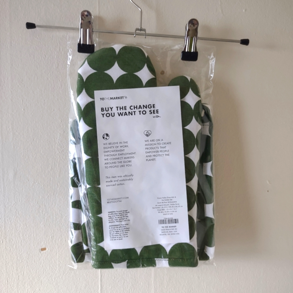 To the Market oven mitt pot holder set NWT